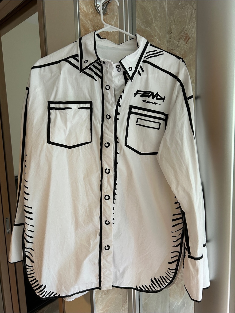 White Graphic-Trim Casual Button-Down Shirt